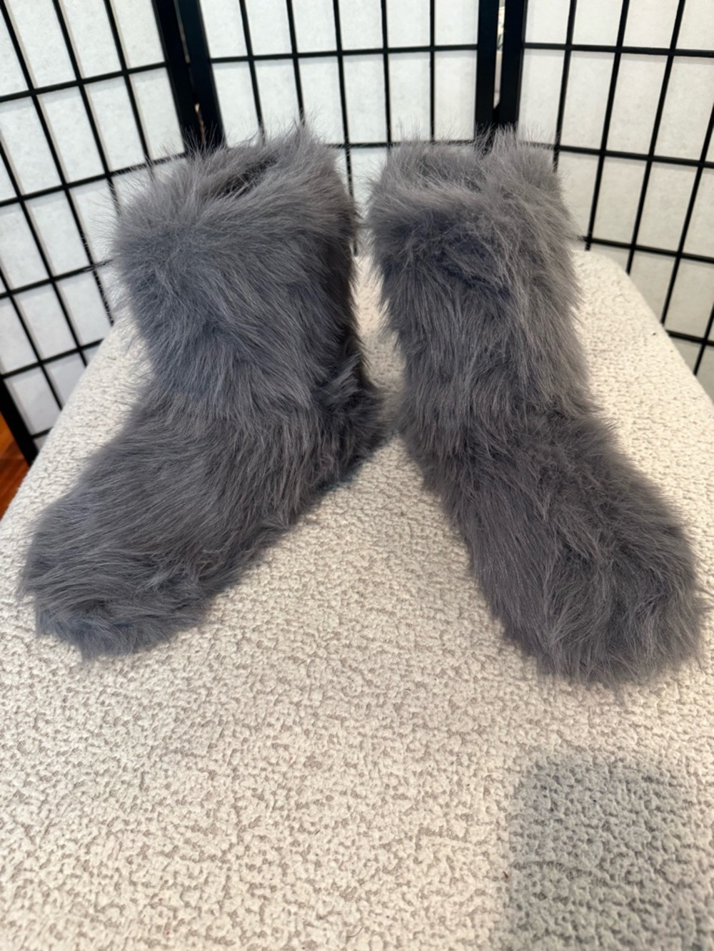 NWT Gray Faux Fur Low-Calf Boots‎ | Cozy Winter Statement | EU 43 / US  W 12